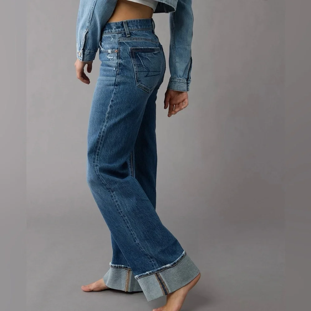 American‎ Eagle Stretch High-Waisted Stovepipe Cuffed Jean